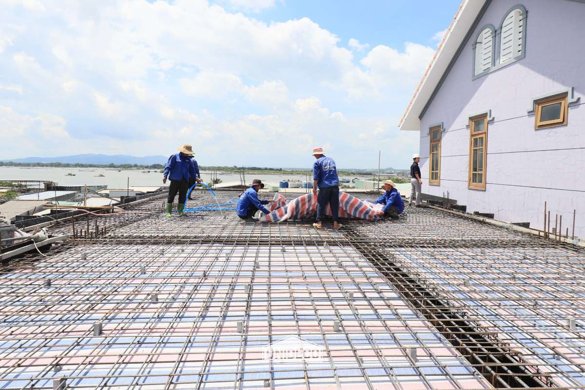 Hệ thống sắt thép 2 lớp D10 A200