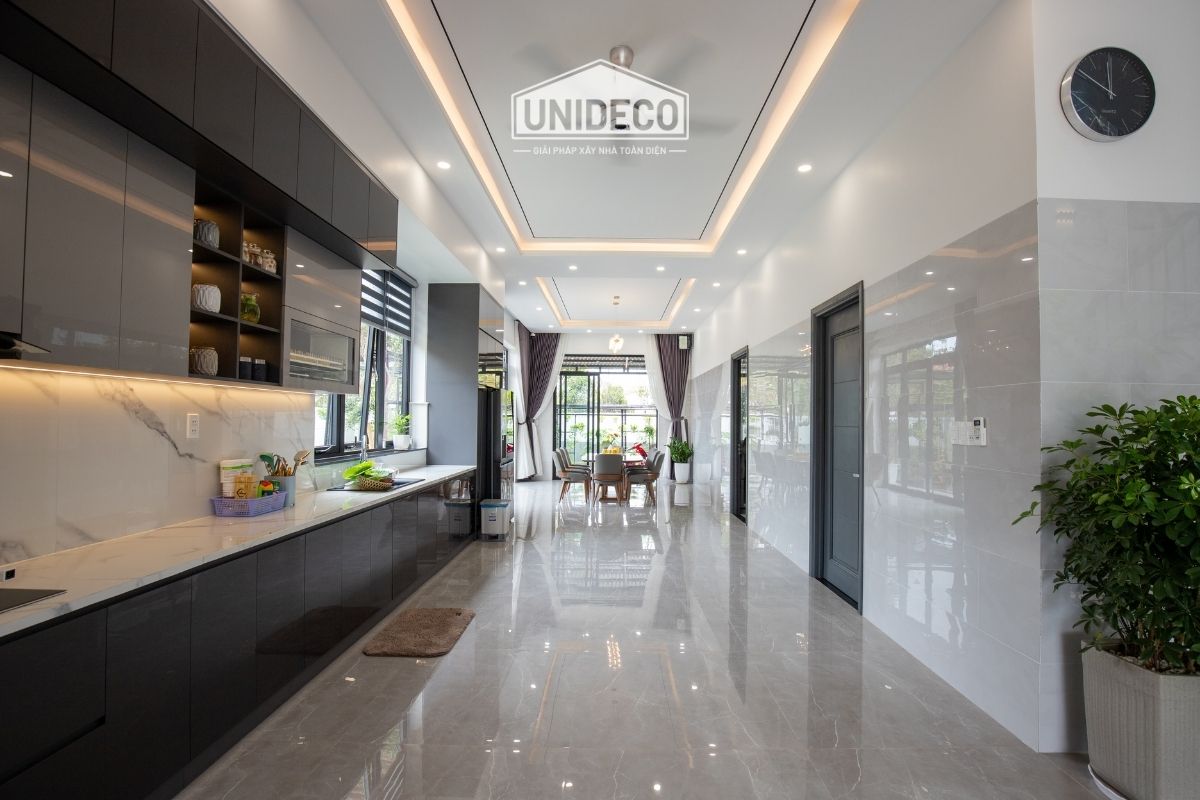 Một biệt thự tại Bà Rịa - Vũng Tàu hoàn thiện với giải pháp chống nóng sàn mái bằng bê tông cốt thép toàn diện.