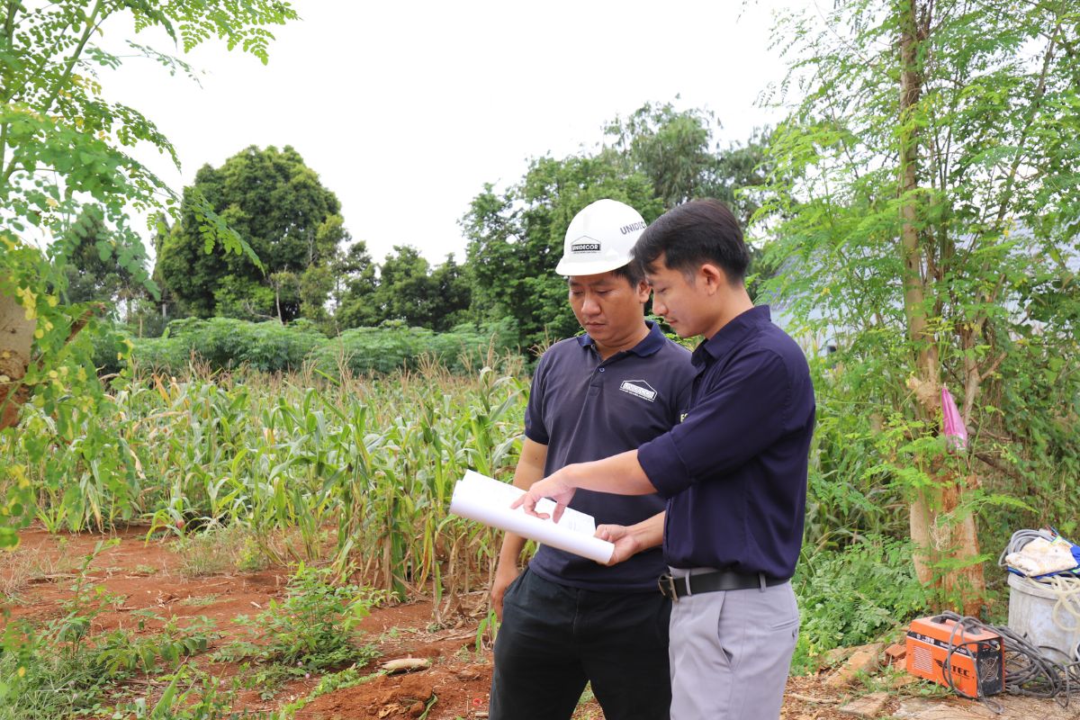 Một bộ bản vẽ kỹ thuật chi tiết thể hiện tầm quan trọng của việc giám sát thi công theo bản vẽ.